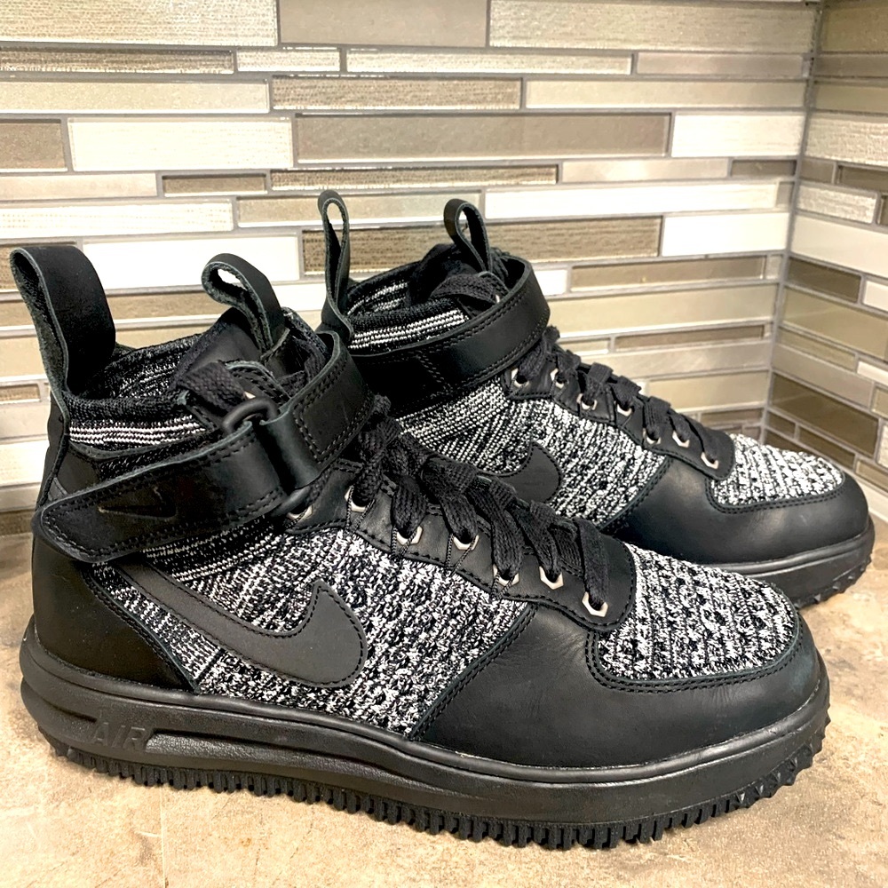Nike LF1 Lunar Sneaker Boots Like New